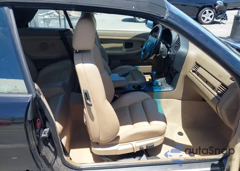 1998 BMW 328Ic из США, поврежденный, VIN WBABK7324WET66304